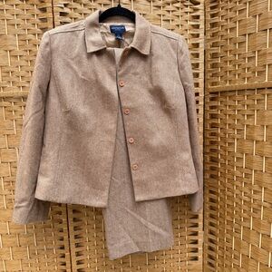 Ann Taylor Blazer & Suit Pants Brown Women’s Size 14P